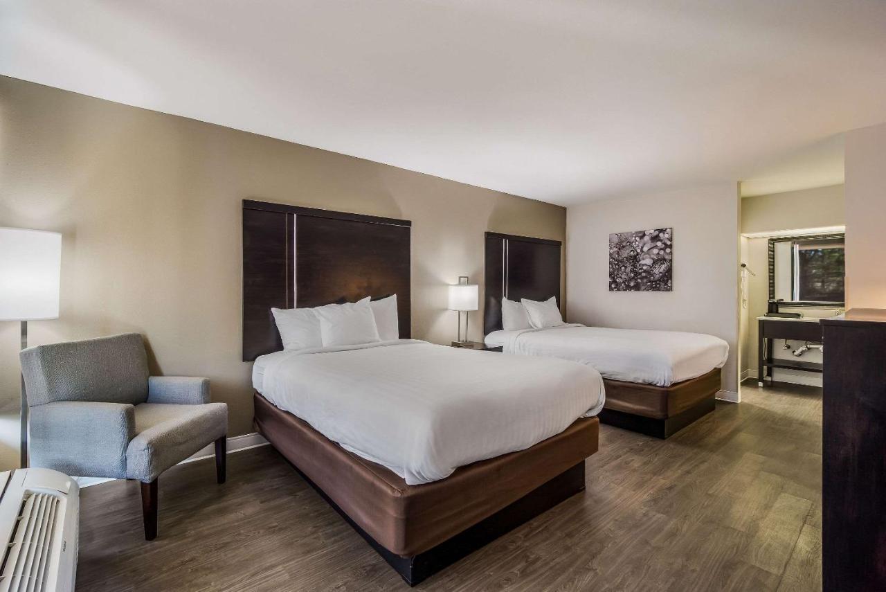 Clarion Inn & Suites Флорънс Екстериор снимка