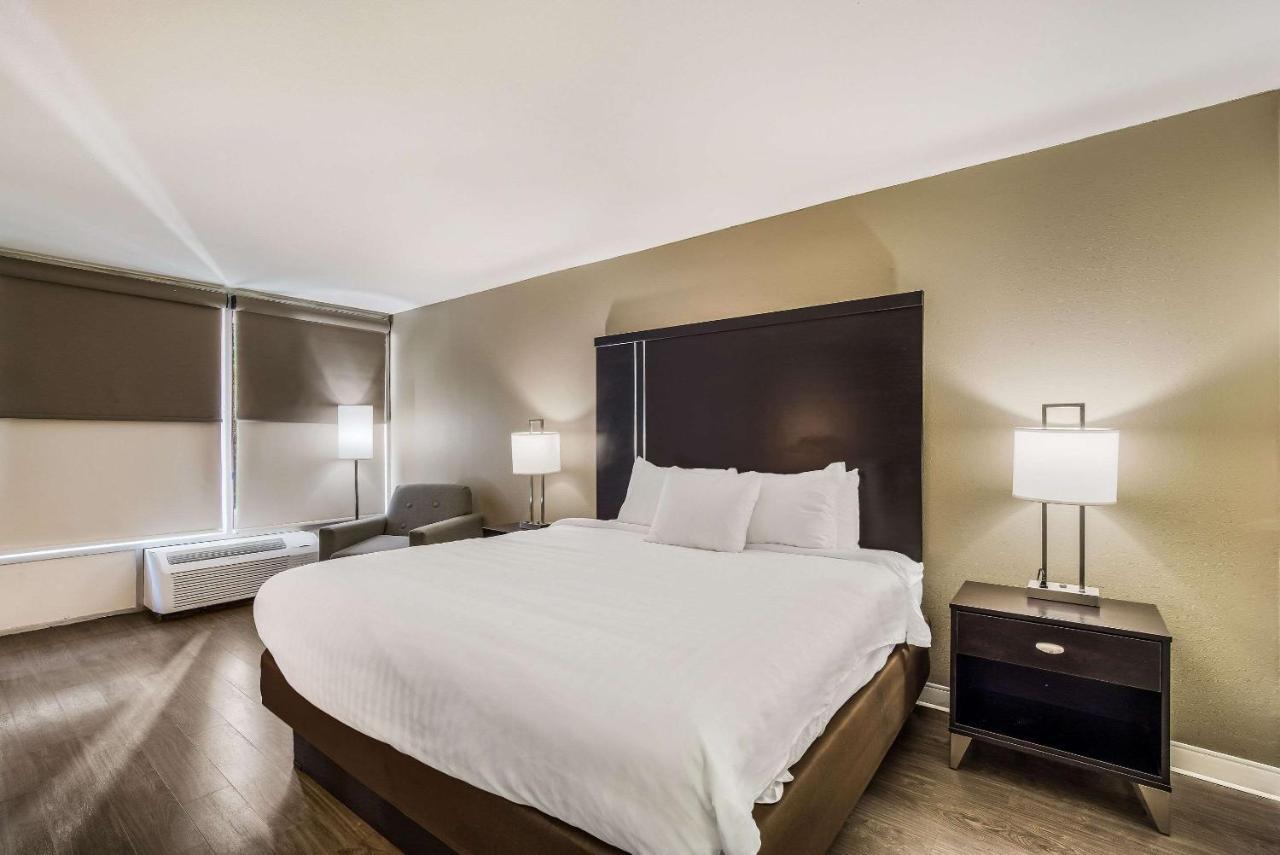 Clarion Inn & Suites Флорънс Екстериор снимка